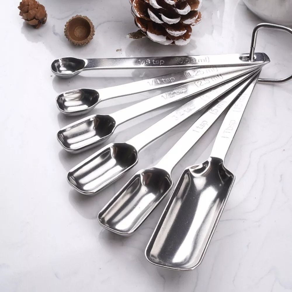 Kitchen Baking Utensils - ช้อนตวงสแตนเลสสตีล6ชิ้นพร้อมสเกลเครื่องใช้ในครัวหัวสี่เหลี่ยมช้อนสำหรับทำอาหารผงฟูแบบพกพานมผง